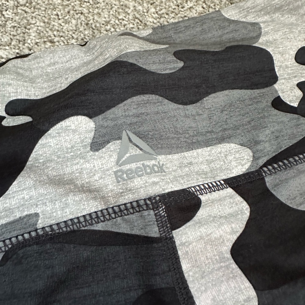 Reebok Gray Camouflage Leggings - Picture 3 of 3